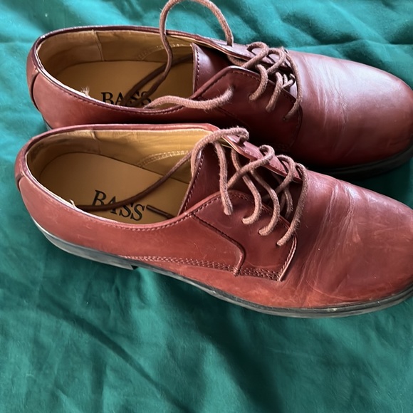 Leather Oxford shoes - Picture 2 of 6